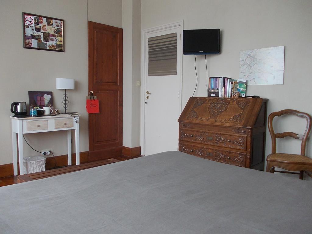 Woluwe-Saint-Lambert B&B Chambre Chocolat المظهر الخارجي الصورة
